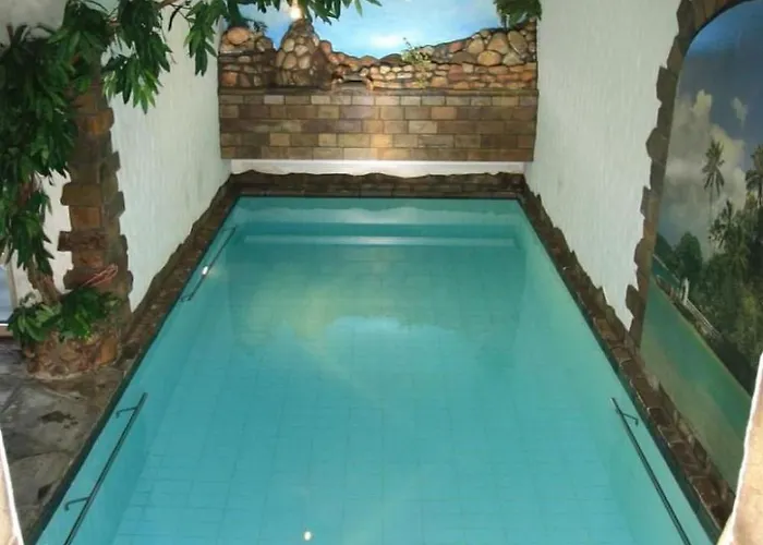 Simonis Privatpool By Interhome * ツェル・アン・デル・モーゼル